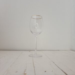 Wine Glasses With Gold Rim